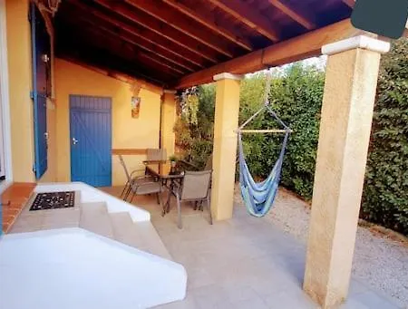 Le Jardin Des Alpilles Villa Eyguières Buitenkant foto